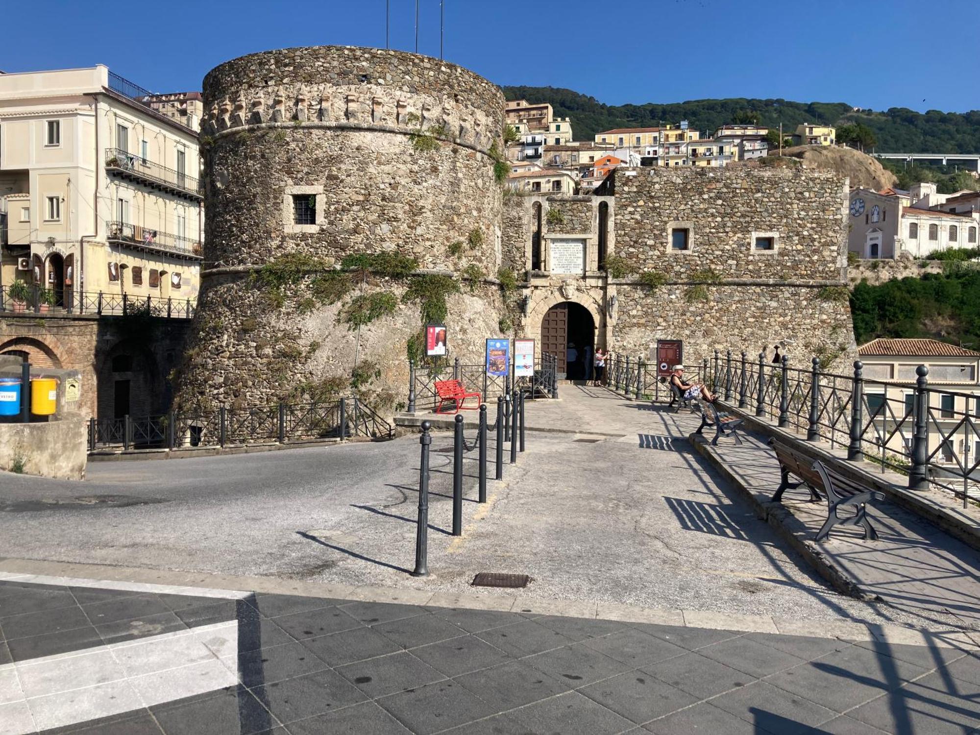 Residenza Ferdinando - 40M Dal Mare Pizzo (Calabria) Exterior foto