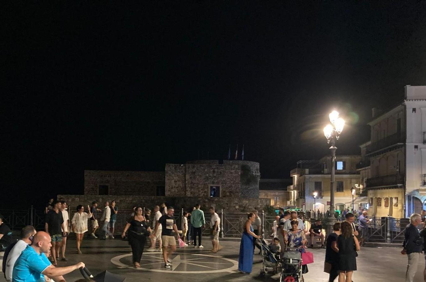 Residenza Ferdinando - 40M Dal Mare Pizzo (Calabria) Exterior foto